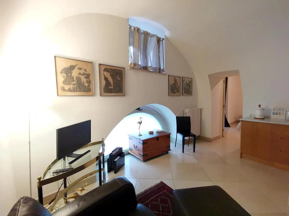 Appartamento Scesa San Michele Bari Italia